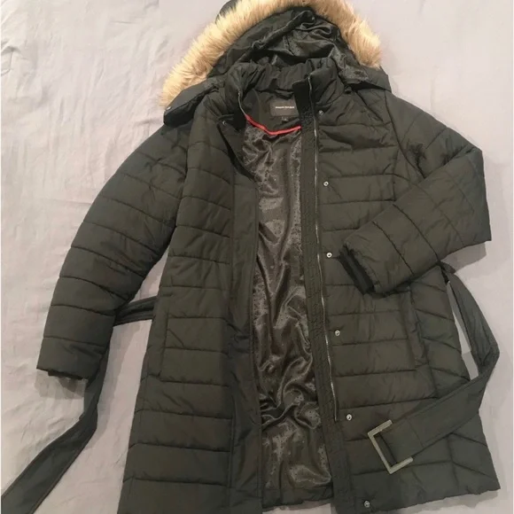 Banana Republic Puffer Coat w/ Fur Hood - Picture 4 of 8